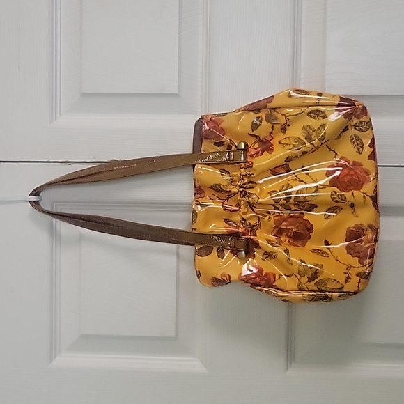 Cynthia Rowley Vintage Floral Handbag - Picture 5 of 13